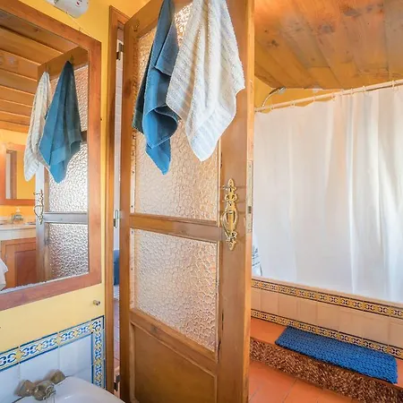 Апартаменти Comfort By The Palace Of Ajuda Лісабон